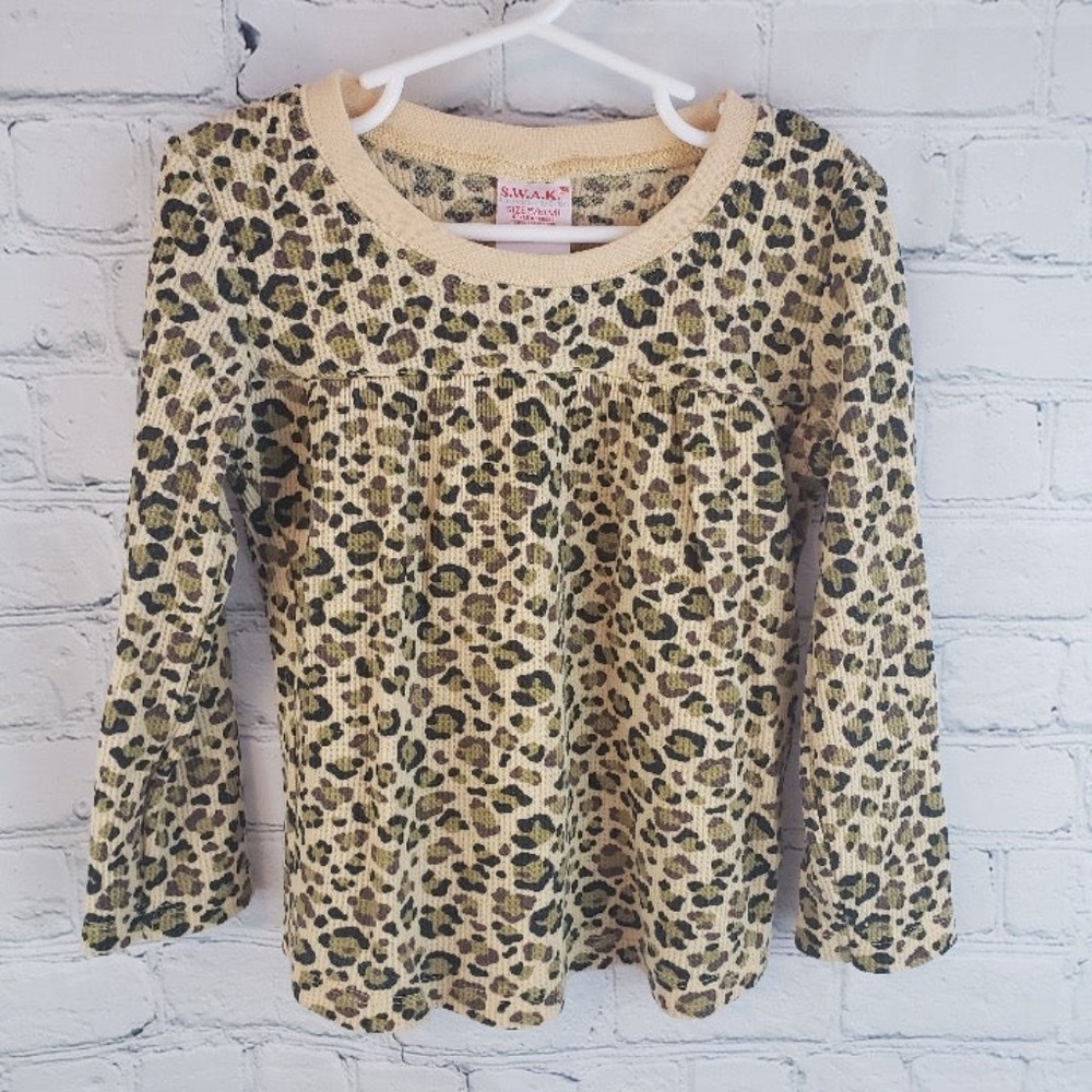 5/$30 🍭 Girls Size 5/6 M Leopard Print L/S Shirt